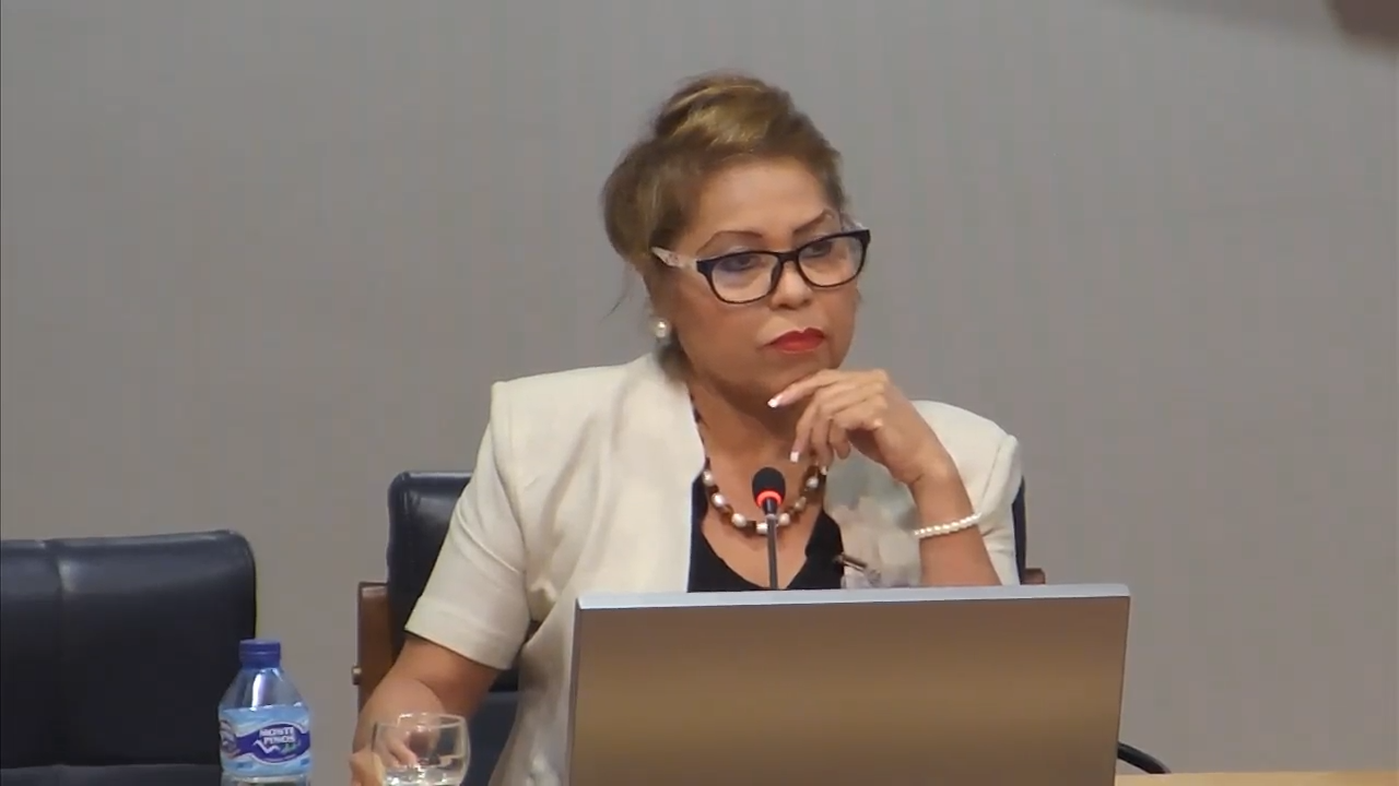 Competencias Profesionales de Docentes para el Sigo XXI
