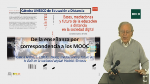 2. De la enseñanza por correspondencia a los MOOC.