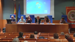 Coloquio.  Coordina: Helena Guzmán