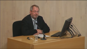 Old texts, new resources. The philological potential of incunabula databases