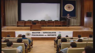 Máster Universitario y Especialista Universitario en Psicología de la Actividad Física y del Deporte. 