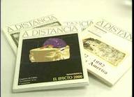 A distancia: más lejos, más cerca.