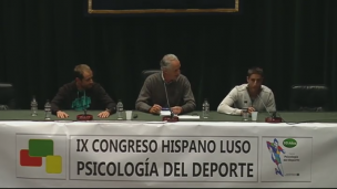 Mesa con deportistas