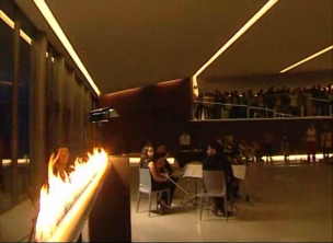 Ciencia en acción (XXX). Danza del fuego y creación de materiales 