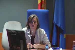 Espacio público y privado en la poesía  femenina griega