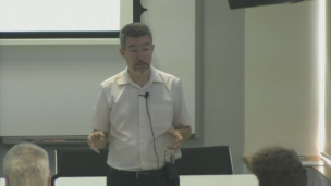 Automatic design of analog electronic circuits by means of evolutionary algorithms 