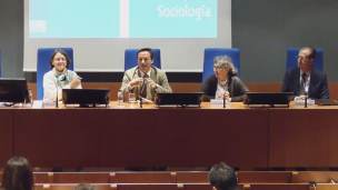 Mesa Redonda. Modera: Eduardo del Rio