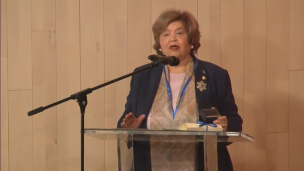 Reconocimiento  a Dª Consuelo Boticario Boticario. Entrega de la Medalla de Honor de la Facultad
