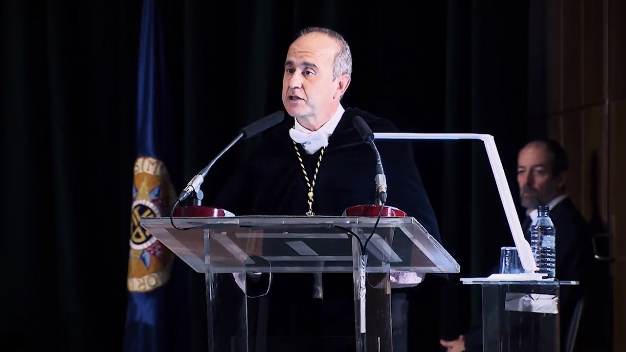 Toma de posesión de Ricardo Mairal Usón como nuevo rector de la UNED. Entrega de los premios del Consejo Social 2018. Toma de posesión de los nuevos vicerrectores