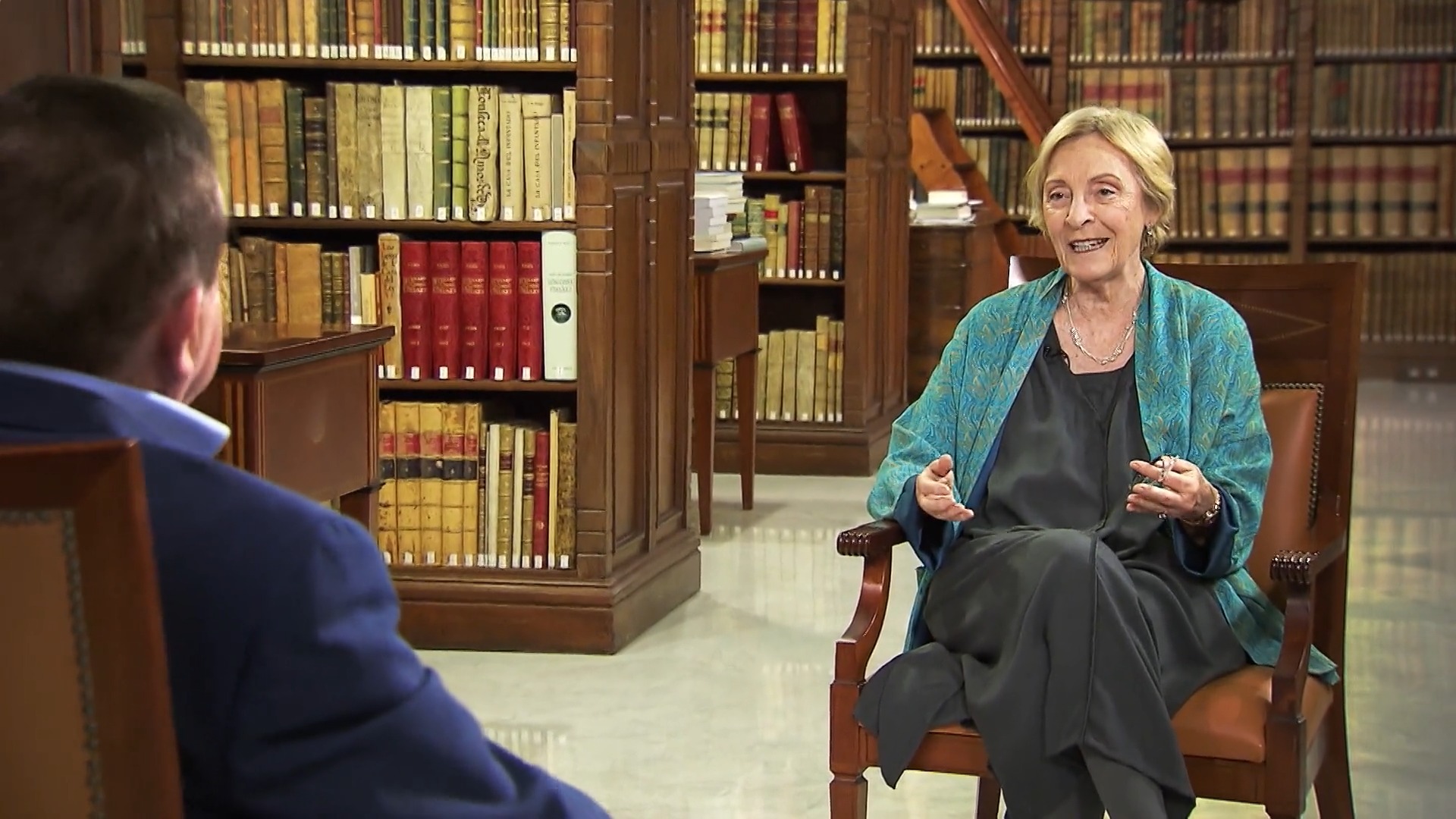La escritora Soledad Puértolas dialoga con José Romera Castillo
