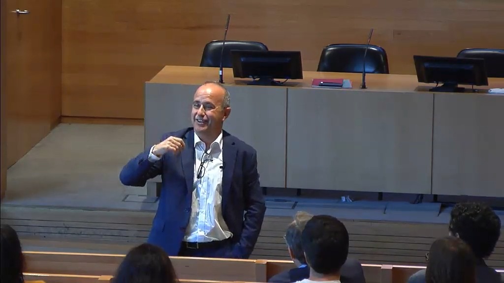Presentación de la candidatura a rector de Ricardo Mairal Usón