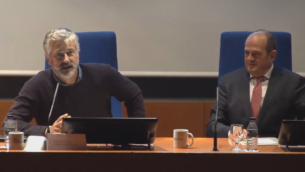An intelligent structure for training and innovation in Digital Humanities