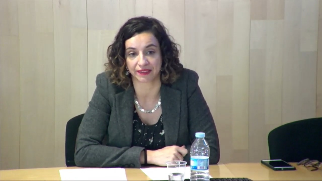 El encabalgamiento y sus límites. Una revisión desde la lectura distante