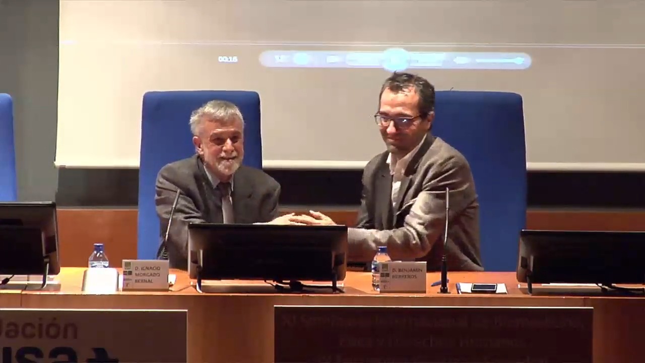 Coloquio: Lección Magistral en Bioética. James Drane