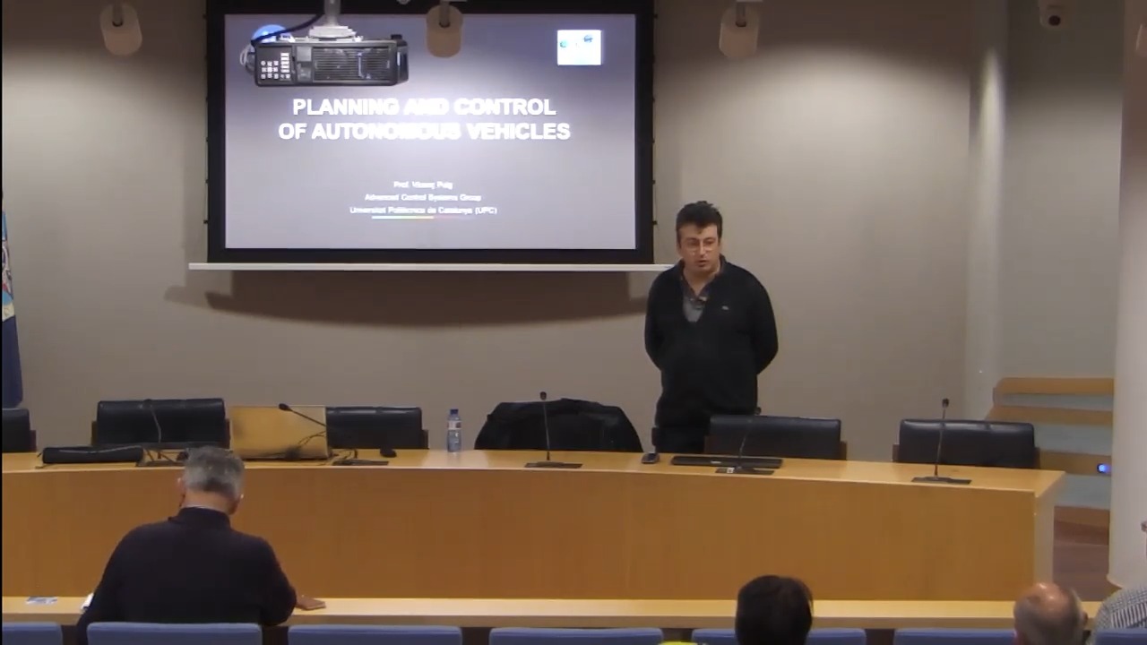 Planificación y control de vehículos autónomos utilizando técnicas LPV