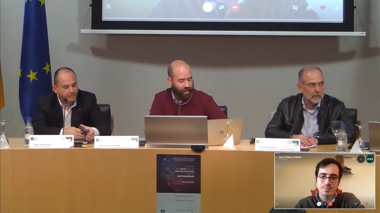 Inteligencia Artificial y la personalización del aprendizaje (Mesa redonda)