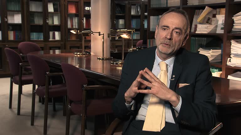 Entrevista a Gustavo Palomares Lerma