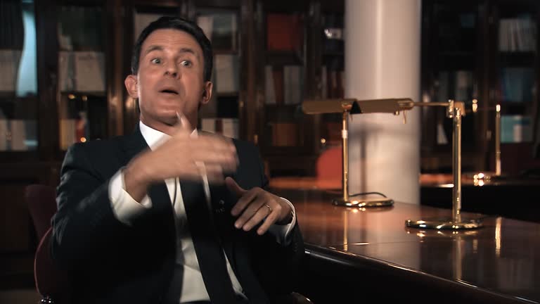 Entrevista a Manuel Valls Galfetti