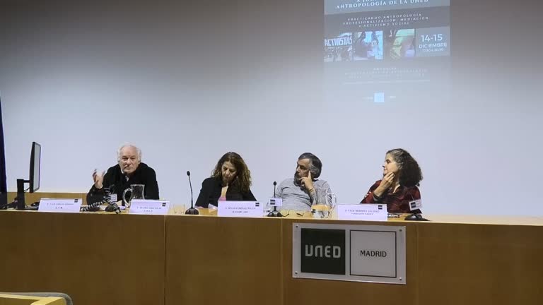 Antropología de Orientación Pública. Compromiso social y práctica profesional (Conferencia)