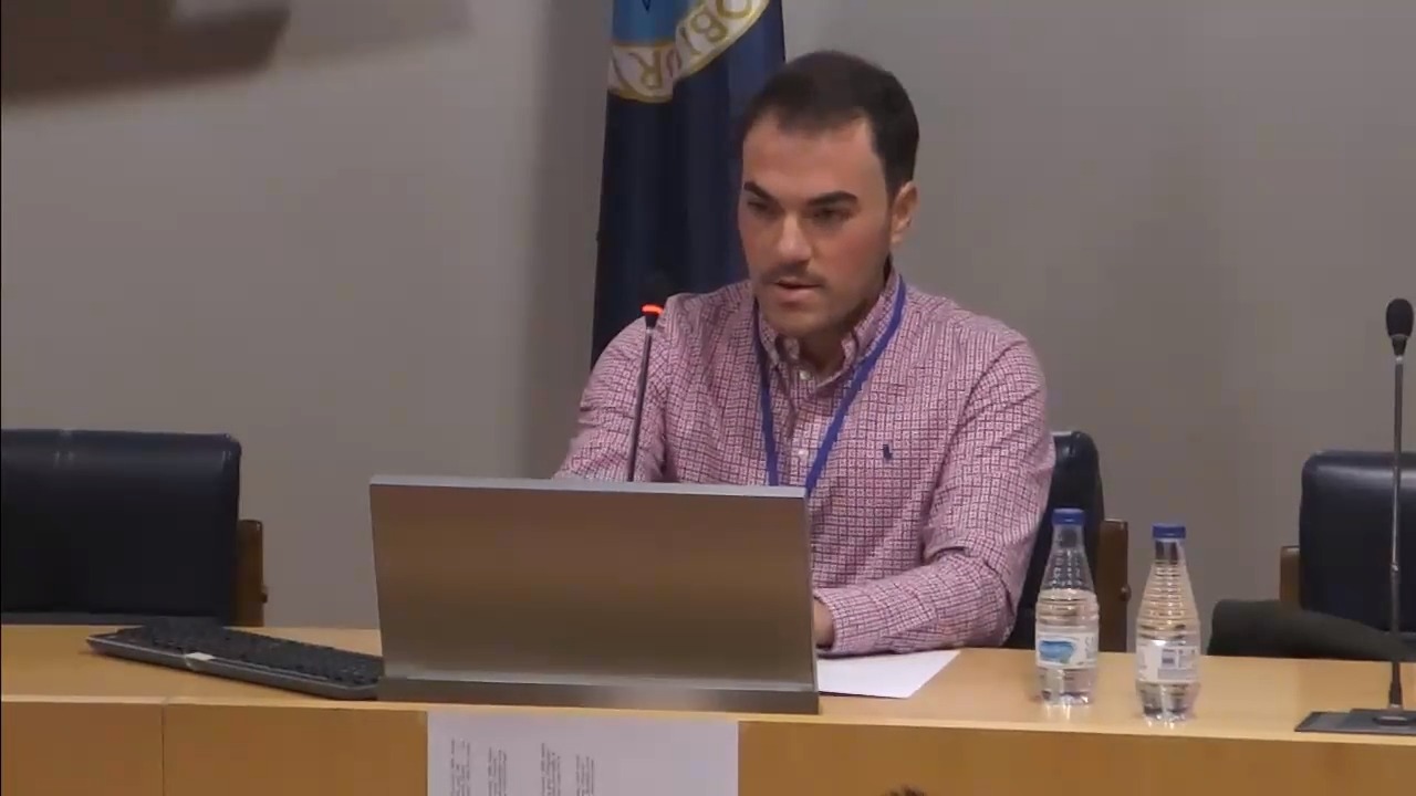 Using R for calculating efficiency in local governments