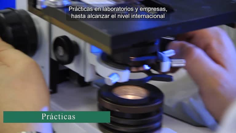 UNED, acabado en D - subtitulado en español a fuego 