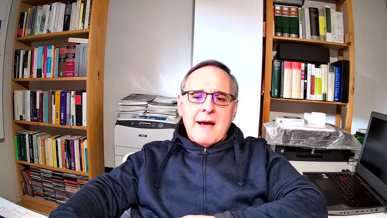 Comunicación Mesa 2. Teoría de sesgos en el sistema educativo de la democracia del siglo XXI ¿Una forma de garantía de la libertad de pensamiento?