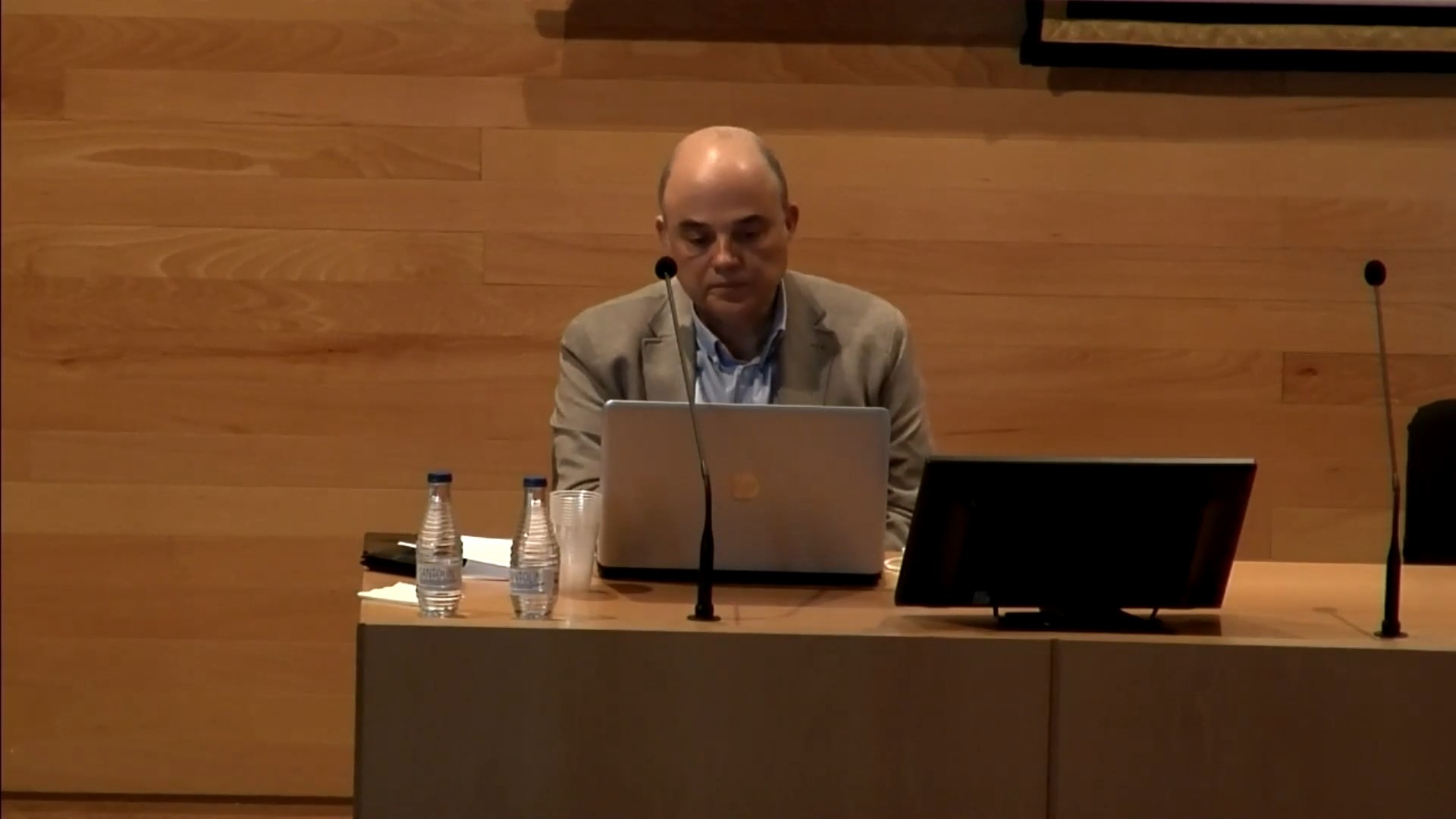 Debate sobre la Mesa Redonda. Ética e integridad en la investigación y en la formación de investigadores: un desafío