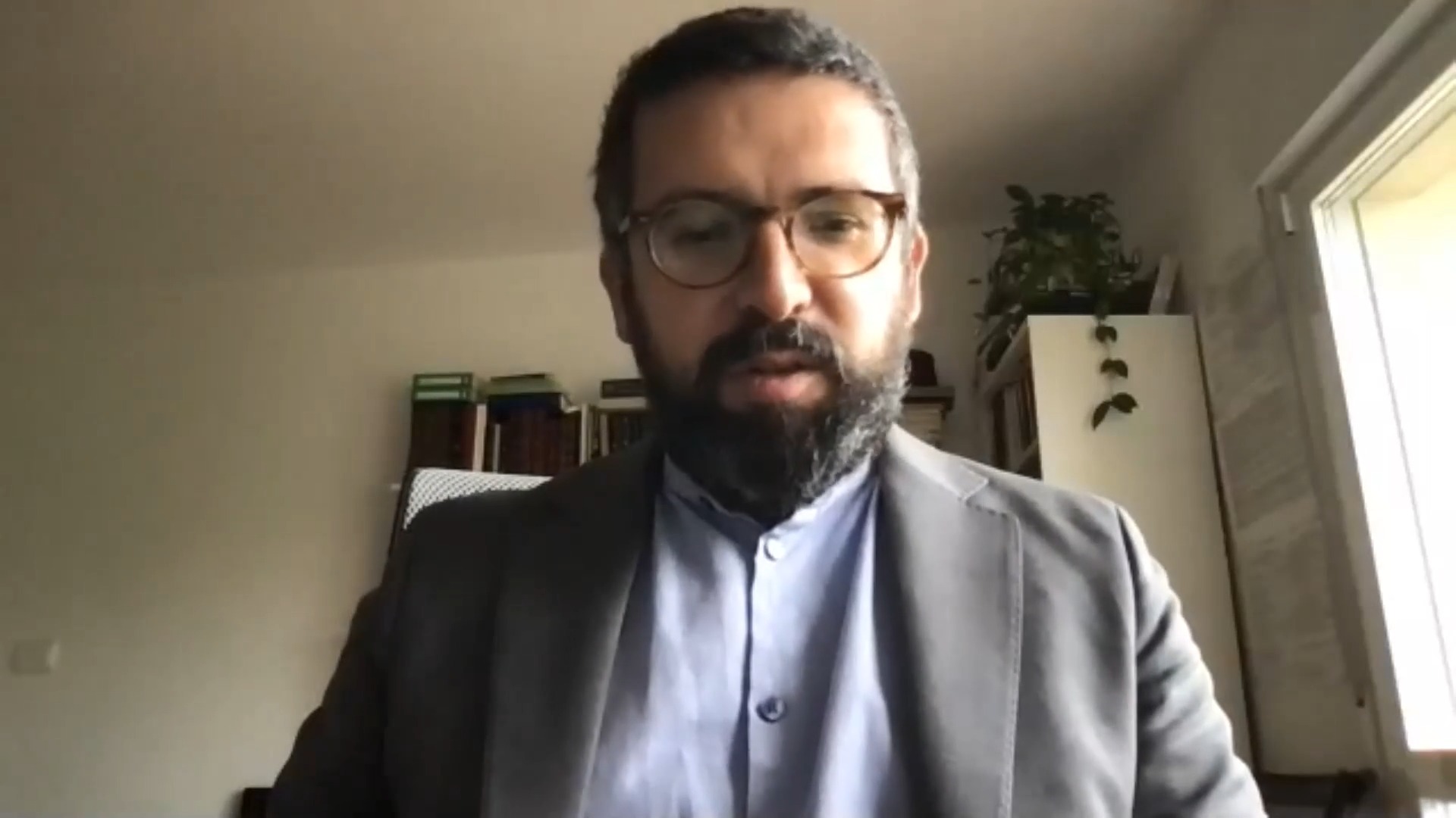 La sociedad virtual y sus enemigos