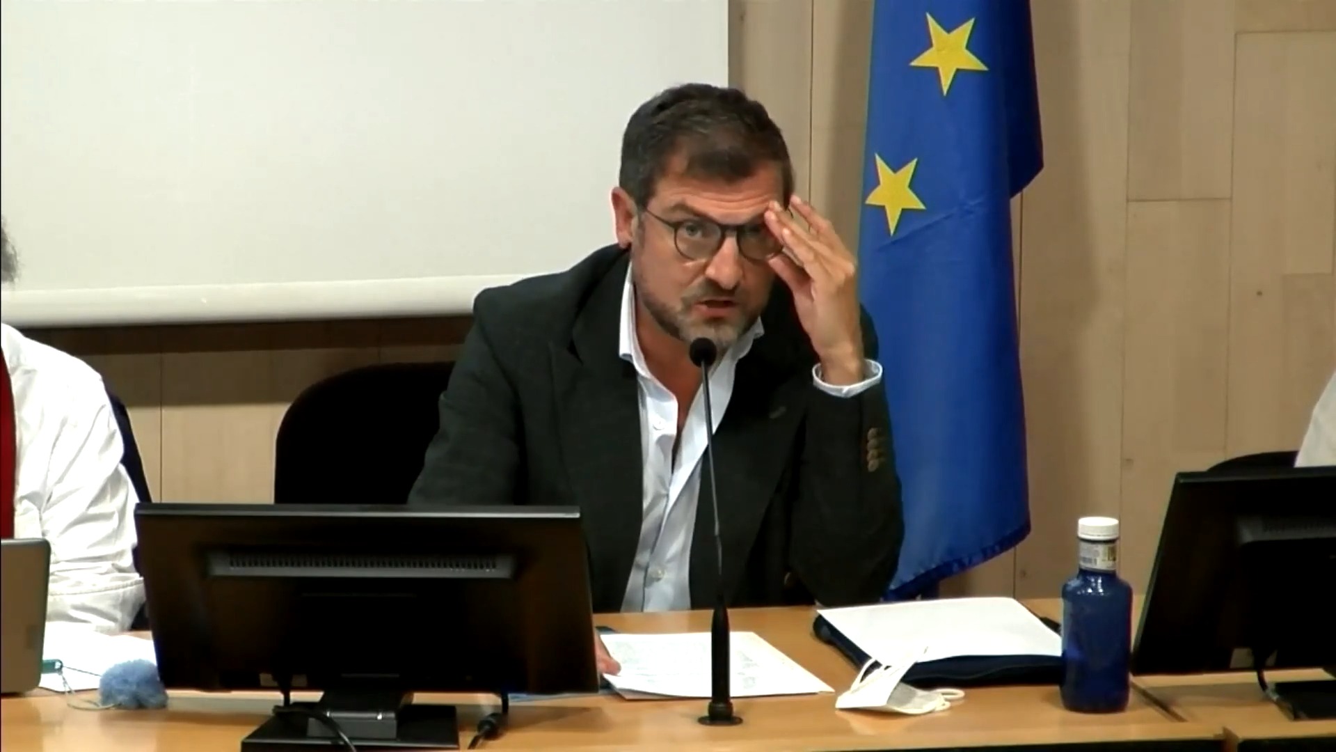 Puesta en escena de la poesía recitada: últimas adaptaciones y espectáculos