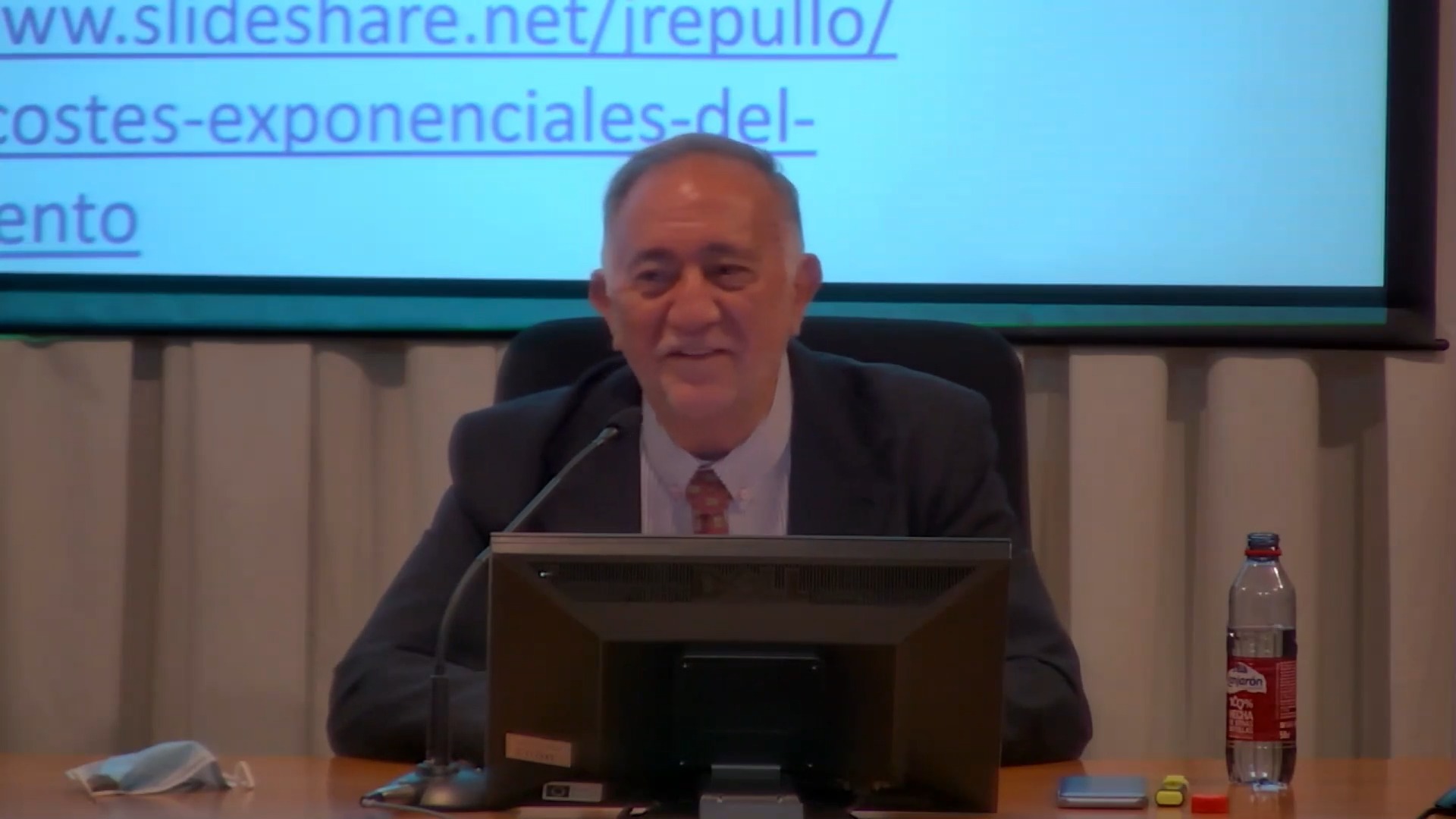 Conferencia. Precios de medicamentos y tecnologías y sostenibilidad del SNS. El papel de los profesionales