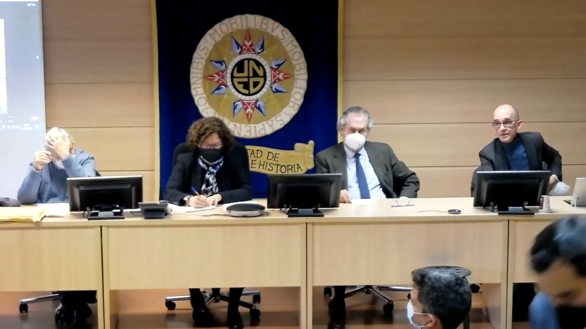Debate abierto sobre las recientes propuestas historiográficas que vienen reformulando el estudio de la obediencia y la conflictividad en el seno de la Monarquía Católica