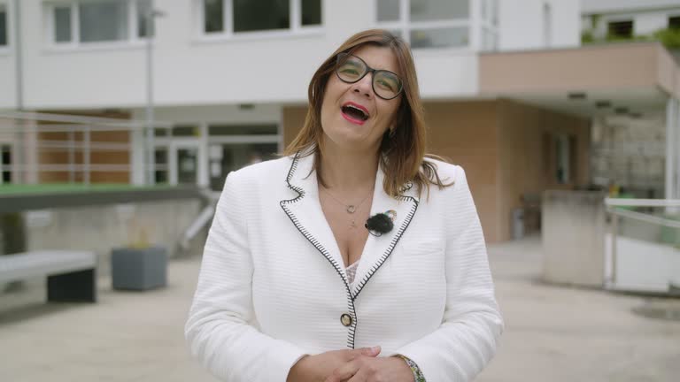 Felicitaciones de Ana Belén Traseira Pena, directora y profesora-tutora de la UNED de Lugo