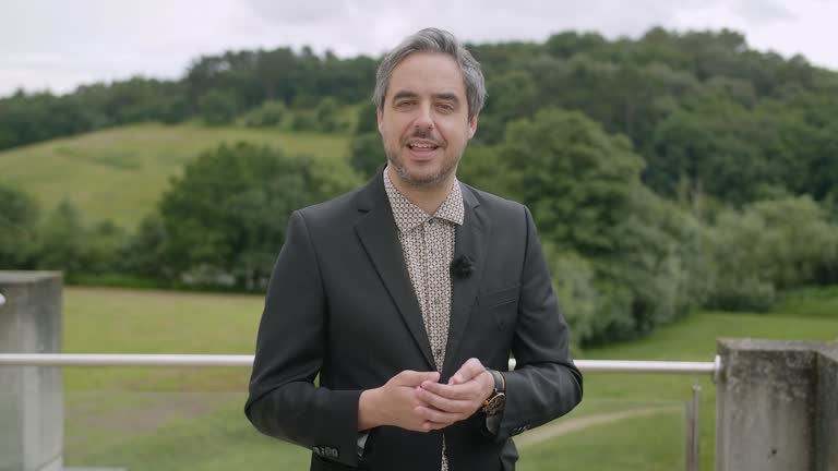 Felicitaciones de Carlos García Rodríguez, gestor de Administración y Servicios de la UNED de Lugo