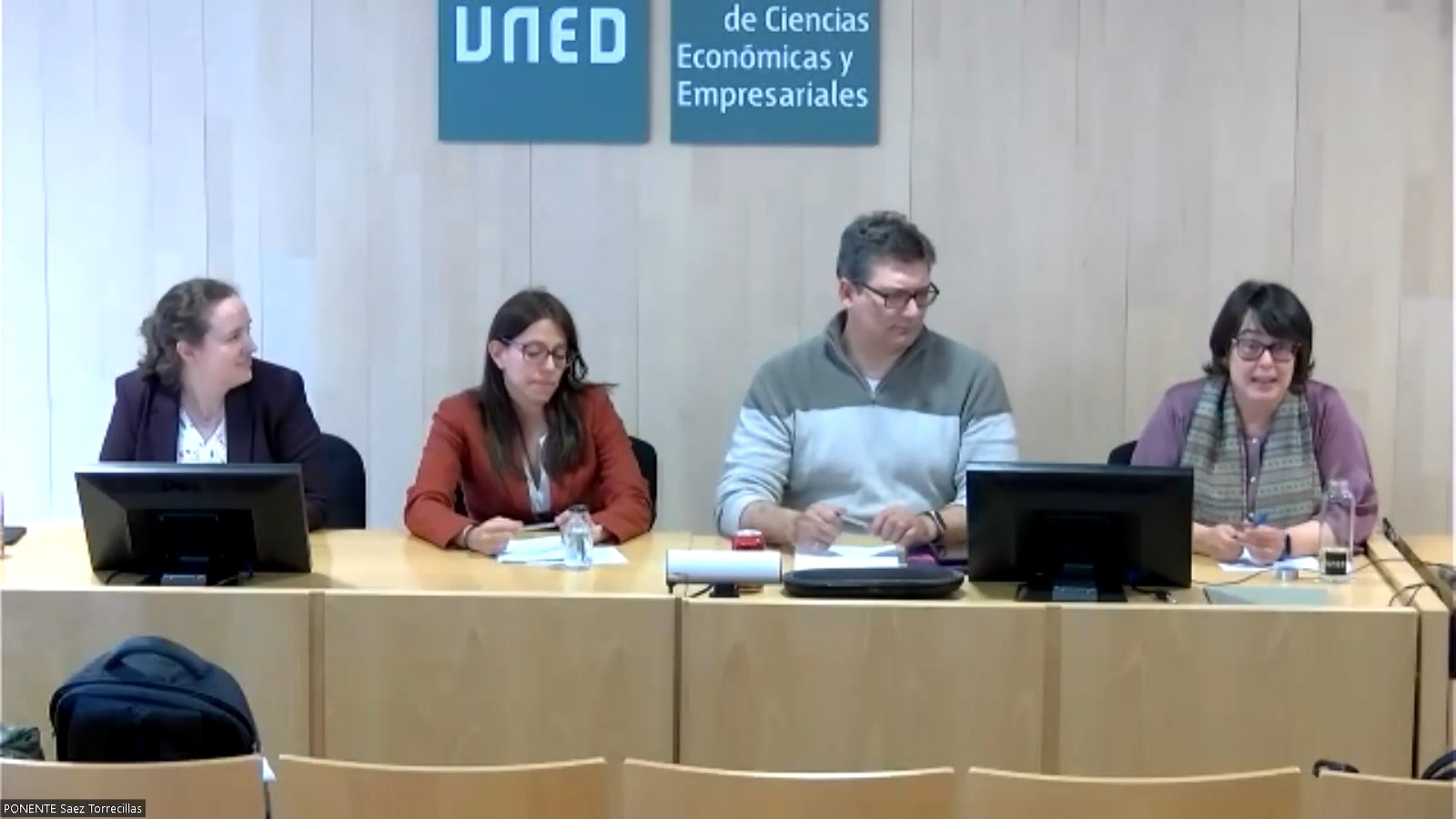 Mesa redonda: la “Nueva historia política” y la aportación desde la Edad  Media