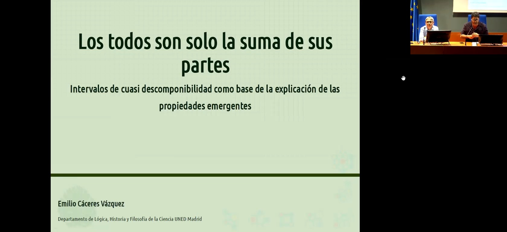 Intervalos de cuasi-descomponibilidad y propiedades emergentes