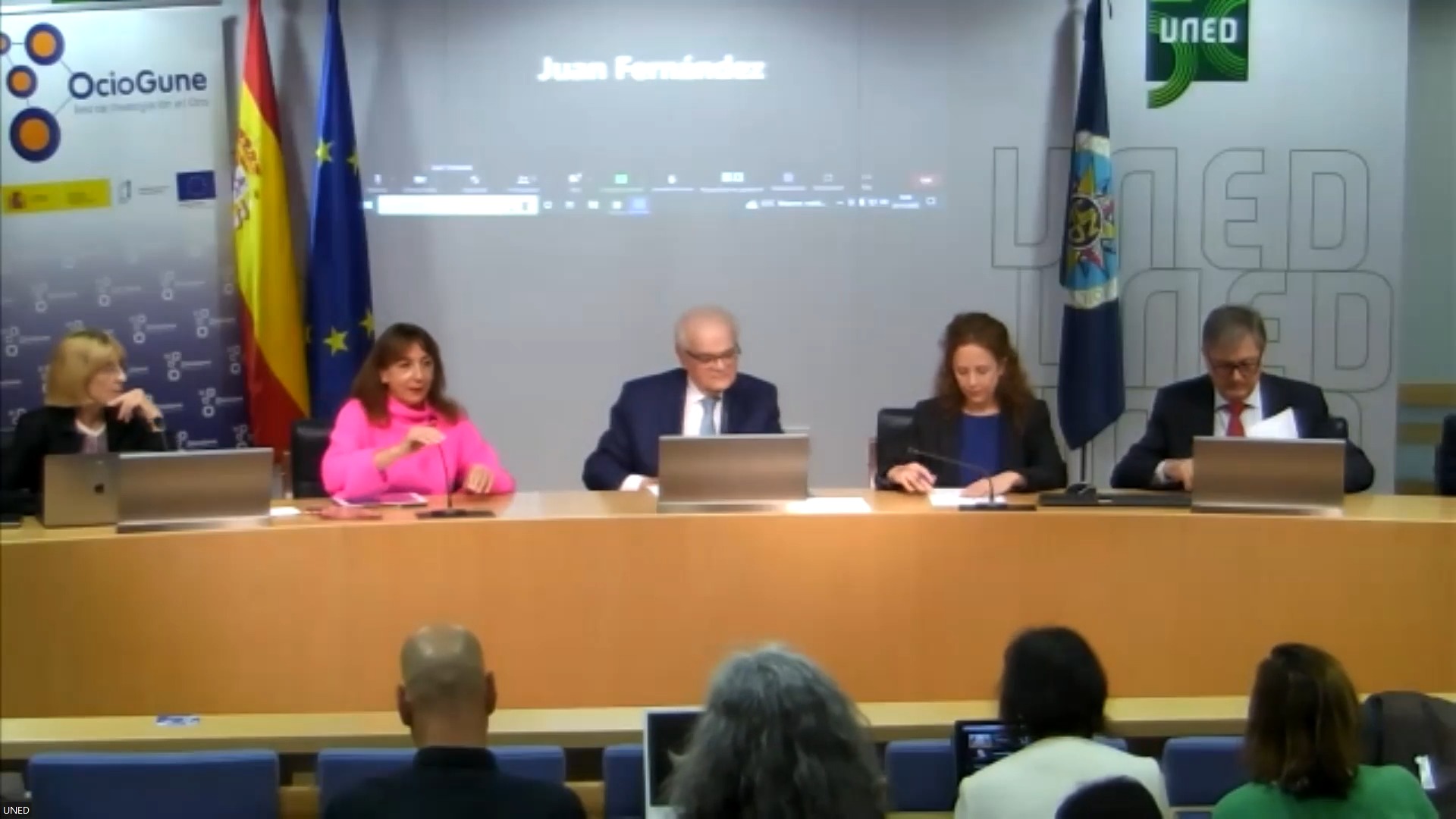 Mesa Redonda I. Las revistas indexadas en la transferencia de conocimiento socioeducativo