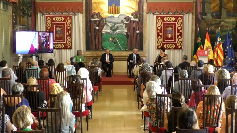 Presentación de la Cátedra de Igualdad y Bienestar Psicológico y Emocional