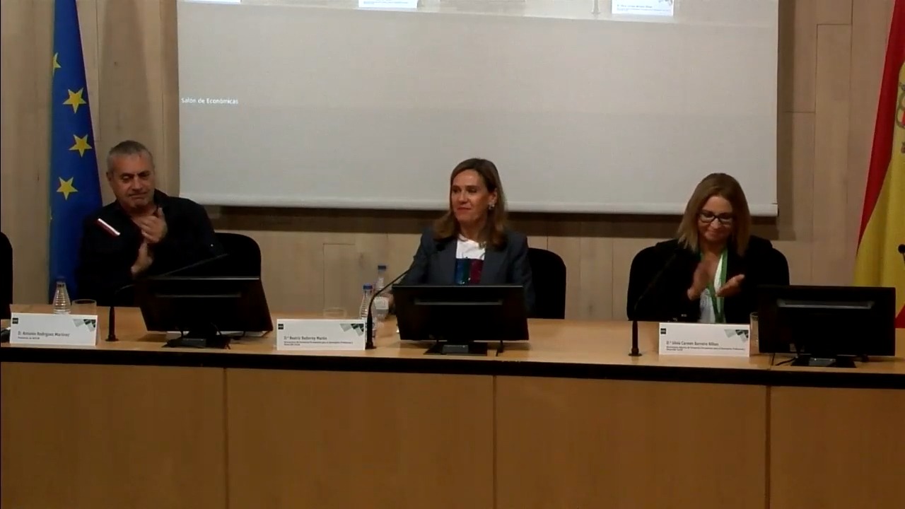 Acto de Clausura del Encuentro (conclusiones, y despedida por las autoridades)