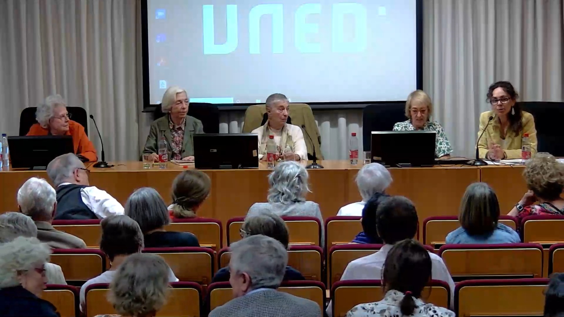 Memoria escolar de mujeres en el franquismo