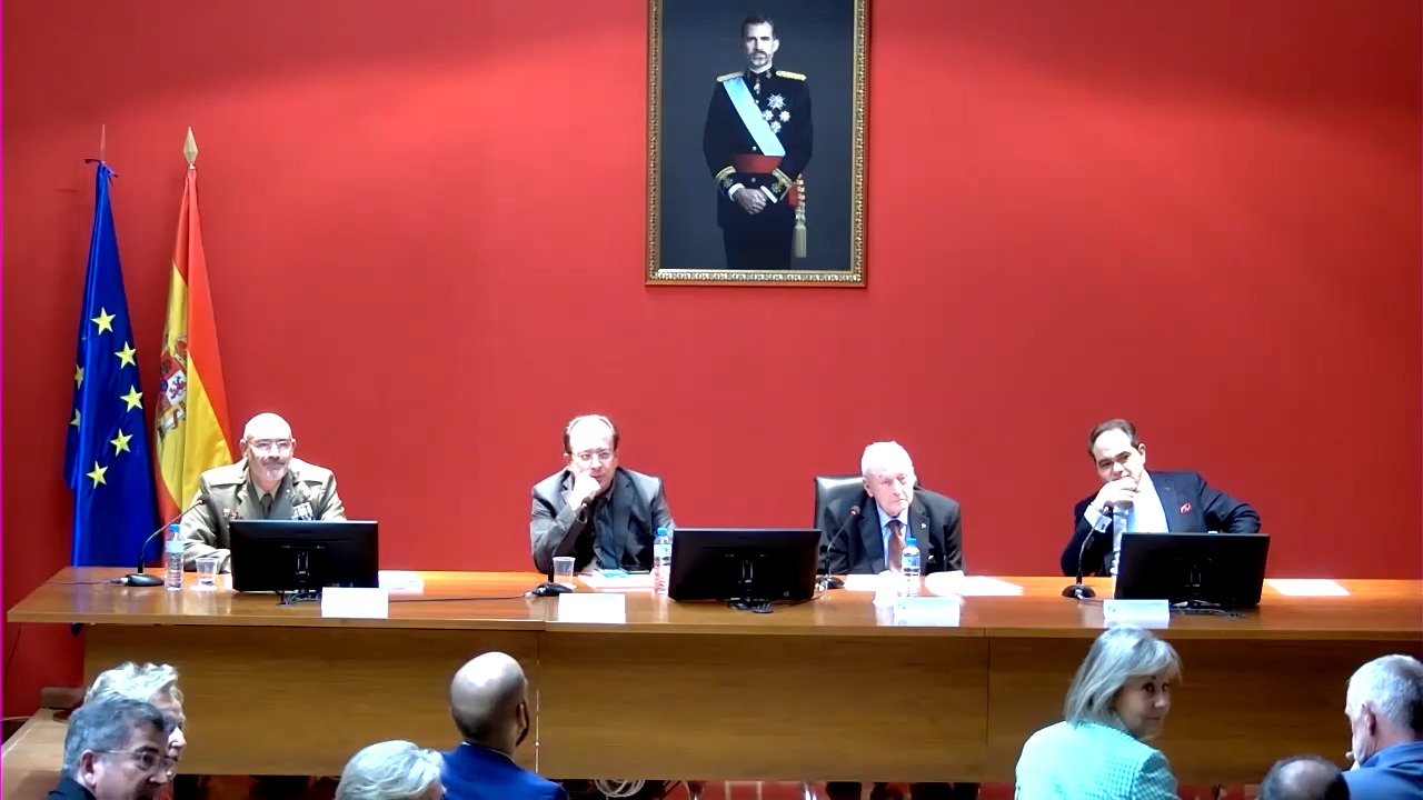 Presentación del libro: La huella que deja el tiempo al pasar (memorias de tiempos difíciles). Autor: Andrés Cassinello