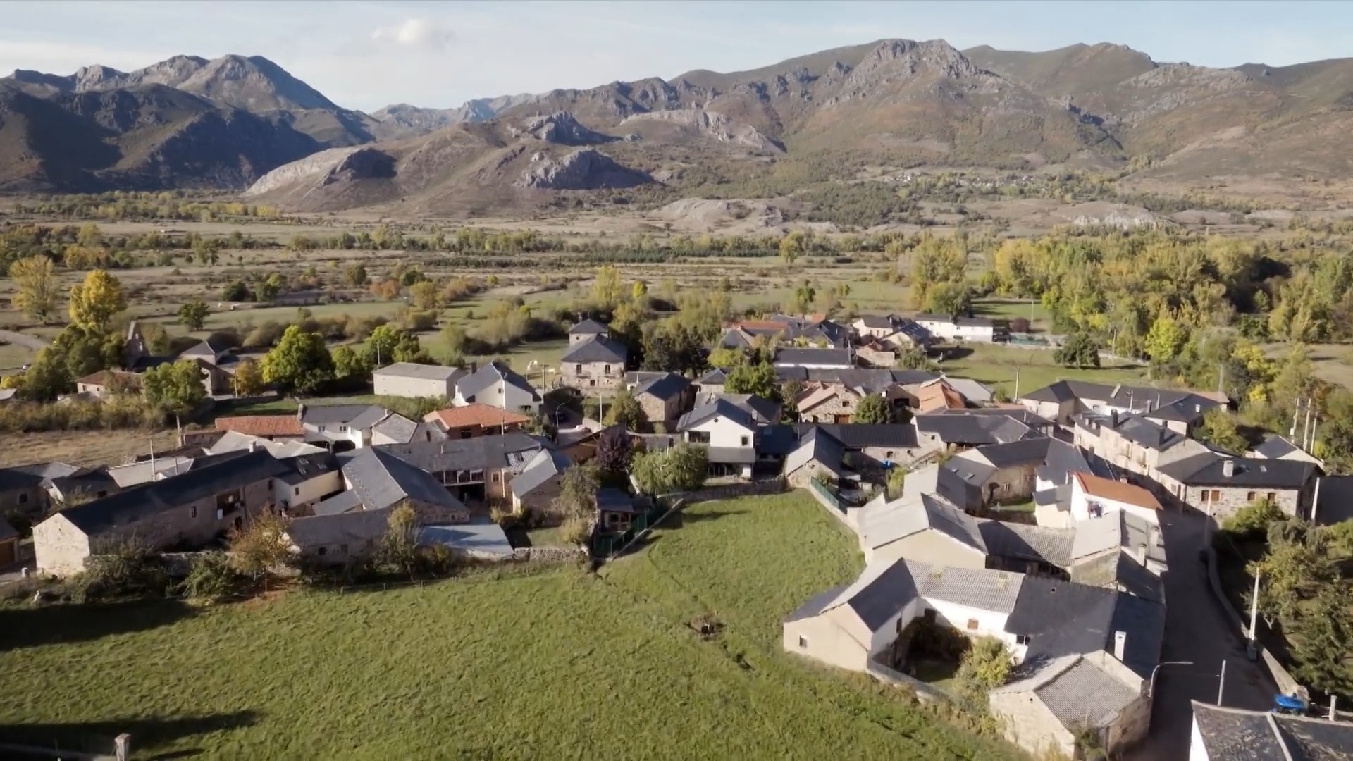 La UNED y el Territorio: Sobrevivir al olvido en las montañas de Babia