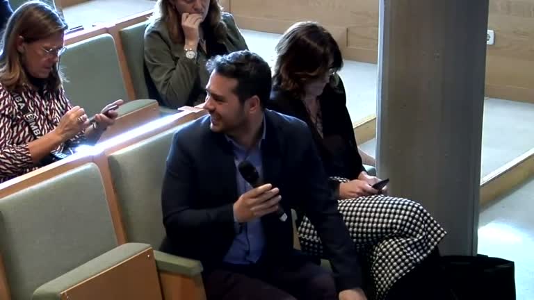 Presentación candidatura elecciones a rector/a del candidato Ricardo Mairal en la Facultad de Psicología