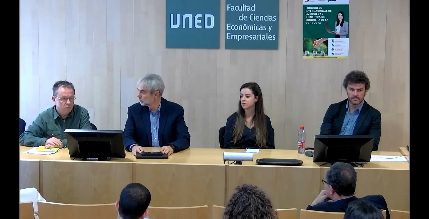 Turno de preguntas de la Mesa 1 Consumidores y toma de decisiones en los mercados