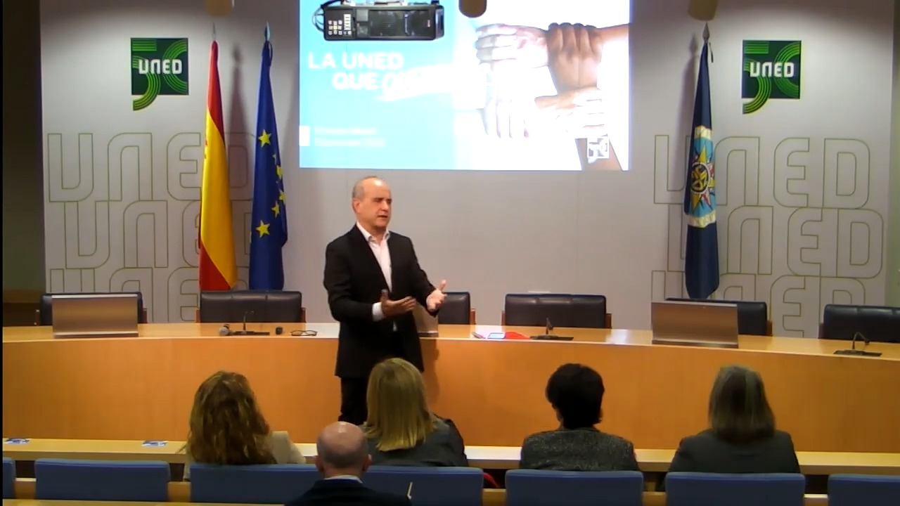 Presentación candidatura elecciones a rector/a del candidato Ricardo Mairal con el PAS de UNED Media