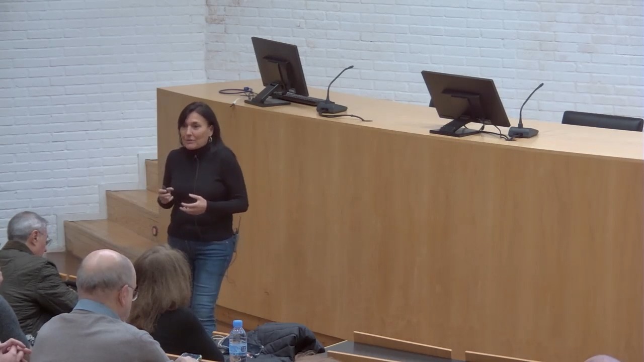 Presentación candidatura elecciones a rector/a de Esther Souto con la facultad de Ciencias y el CTU