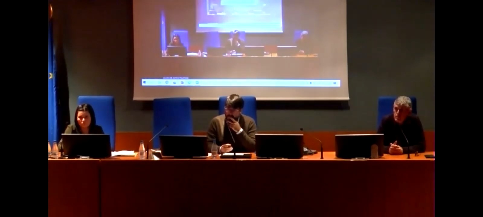 Turno de preguntas de la mesa: Desarrollos editoriales digitales e interactivos
