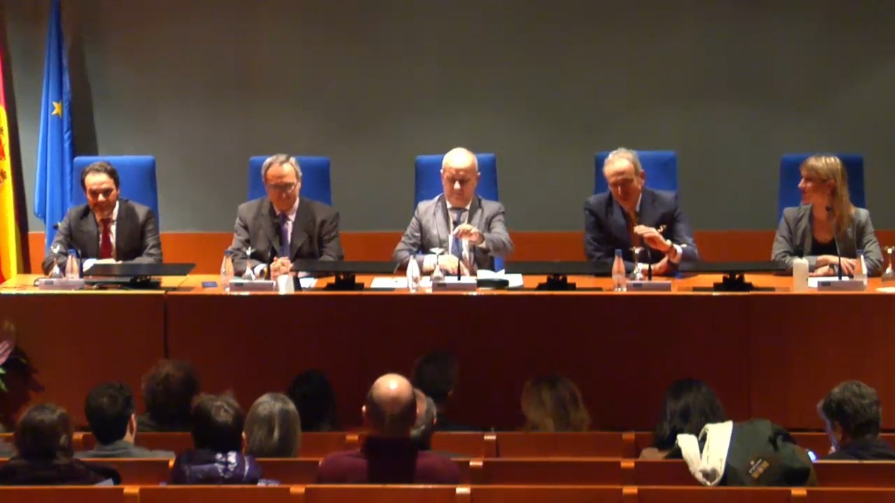 Toma de posesión del decano de la facultad de Ciencias Políticas y Sociología
