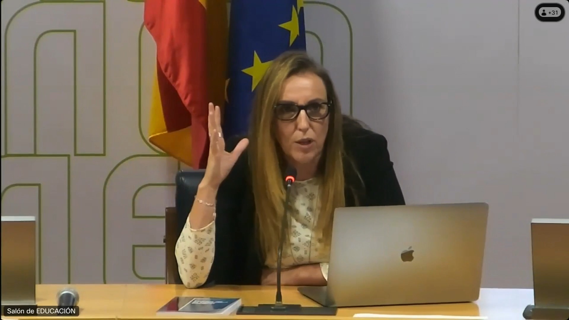 Mesa redonda: Innovaciones tecnológicas y emocionales