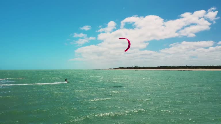 1758519466874_surf_mp4