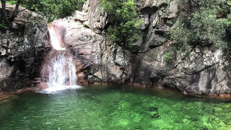 1758522264795_waterfall_mp4